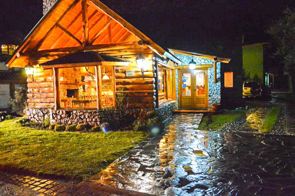 Hosteria Traunco Villa La Angostura Exterior photo